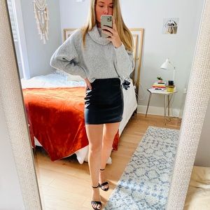 Form Fitting Faux Leather Skirt, Size S